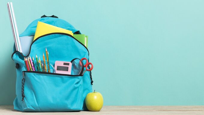 school-supplies-g21b7de7c5_1280.jpg